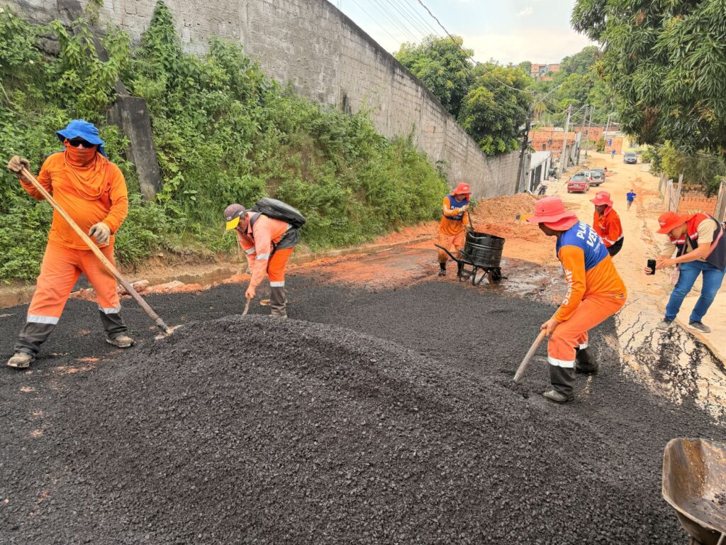Prefeitura-de-Manaus-conclui-obras-de-drenagem-e-recuperacao-asfaltica-no-Novo-Aleixo-e-devolve-mais-seguranca-a-populacao-2
