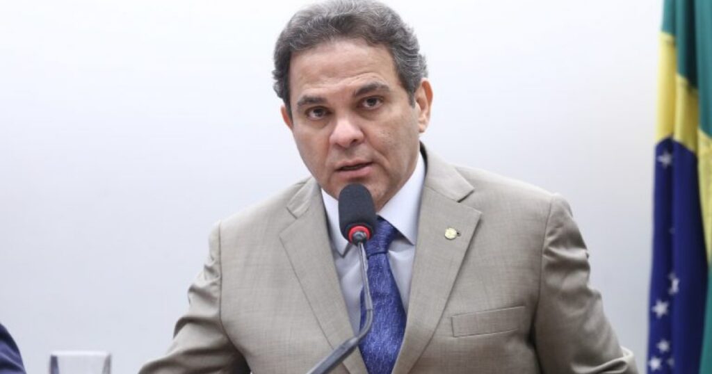 Nome “açaí” em rótulos poderá depender de percentual mínimo de polpa