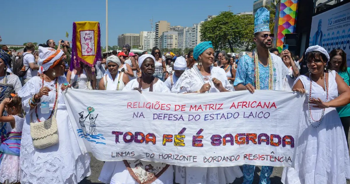 Disque 100 registra 2.774 denúncias de intolerância religiosa em período analisado pelo Idafro